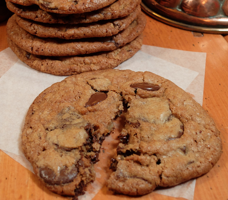 Wheat-free chocolate pecan cookies