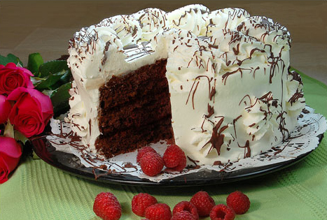 Raspberry Chocolate Mousse Cake